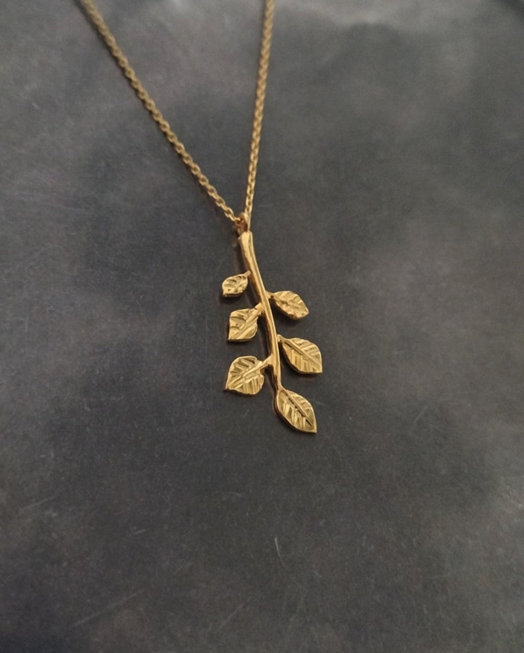 Defne Dalı 925 Ayar Gümüş Kolye