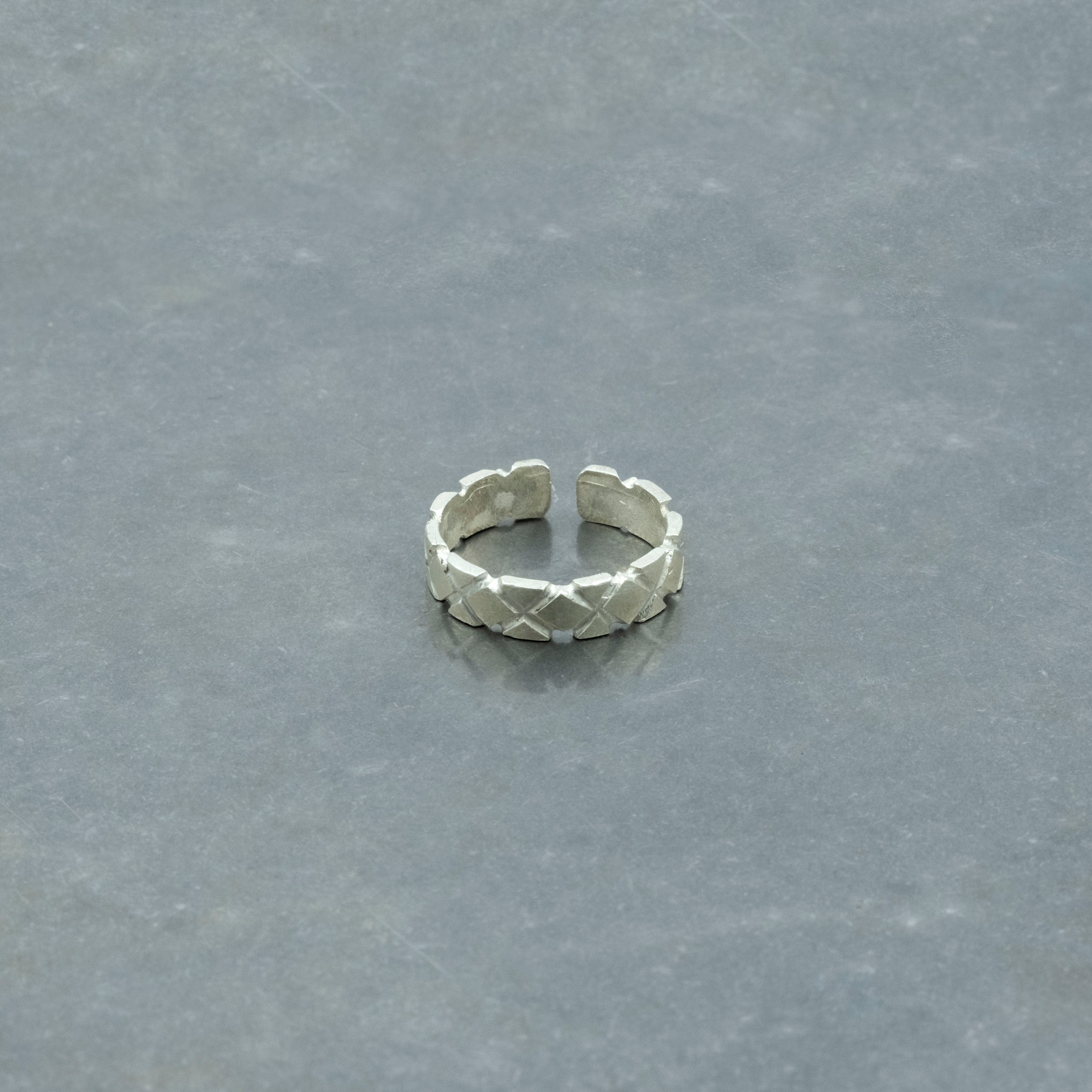 Desenli Yüzük 925 Ayar Gümüş Kolye