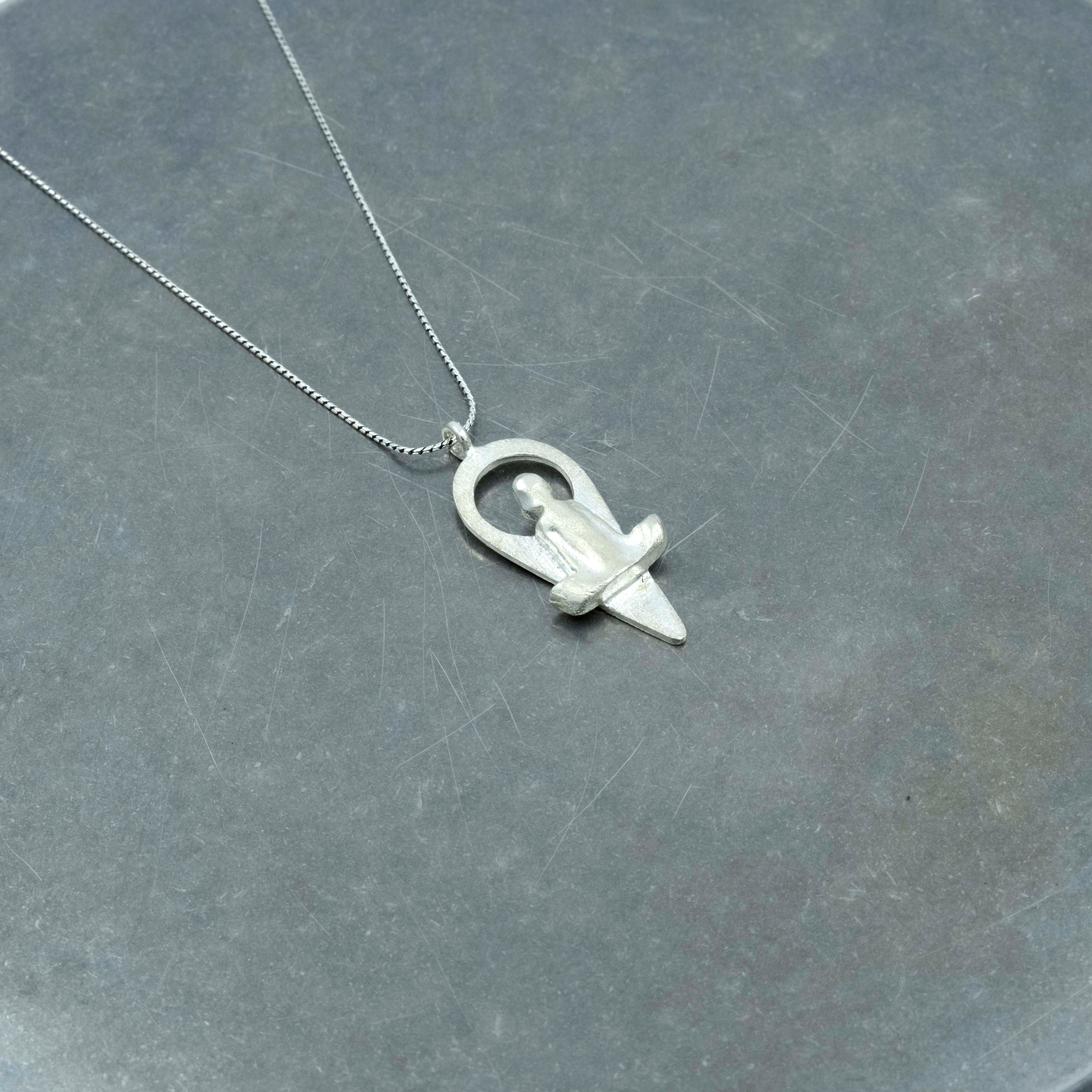 Pin ve Meditasyon 925 Ayar Gümüş Kolye